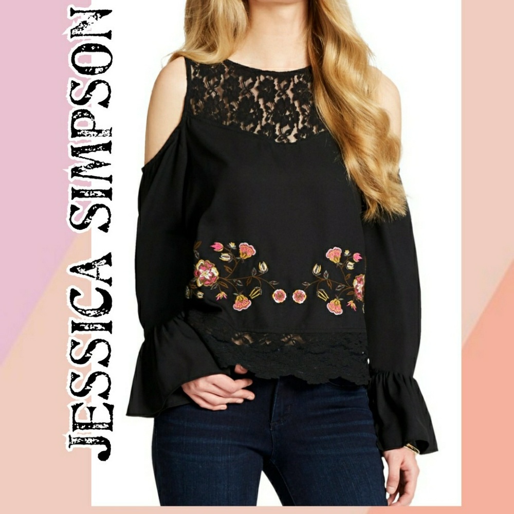 🆕️NWT Jessica Simpson Cold Shoulder lace Top